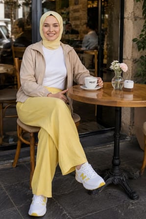 Kadın Beli Lastikli Çilek Kumaş Sarı Salaş Pantolon