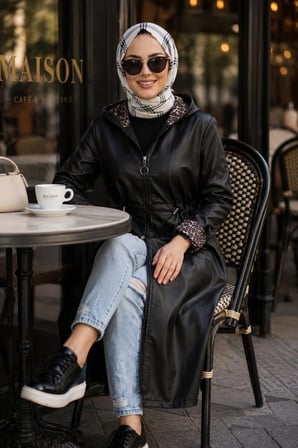 Kadın Fermuarlı Kapüşonlu Şardonlu Deri Siyah Kap