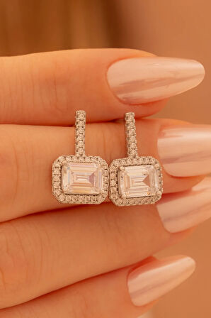 Kadın Gümüş Küpe - Baget Taşlı Kare Model Kadın Küpe