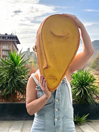 Sarı Taş Heykel Duvar Maskesi, El Yapımı Soyut Yarı Yüz Duvar Dekoru, Ev ve Ofis Hediye Dekor