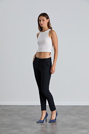 IŞŞIL 4548-Bilek Boy Dar Paça Kumaş Pantolon