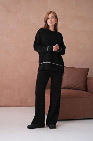 IŞŞIL 12231-Sfır Yaka Çizgi Uç Triko Pantolonlu Takım