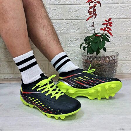 M.P 1359 Siyah-Sarı Termal Likralı Krampon Futbol Ayakkabı
