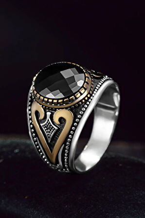 Erkek Gümüş Yüzük - Siyah Oniks Taşlı Yanı İşlemeli 925 Ayar Erkek Yüzük