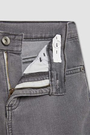 DeFacto Erkek Çocuk Loose Fit Standart Paça Jean Pantolon B5613A824SMNM18