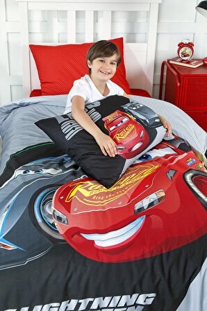 Özdilek Cars LMQ95 Tek Kişilik Disney Lisanslı Lastikli Fitted Çarşaf Çocuk Nevresim Takımı