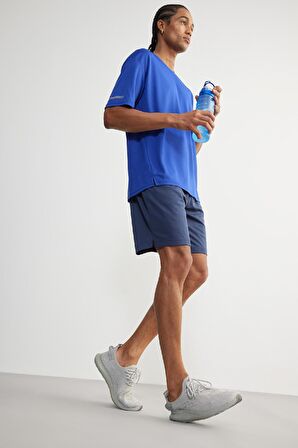 DeFactoFit Hızlı Kuruyan Slim Fit Dar Kesim Sporcu Standart Paça Şort V3030AZ25SPNV201