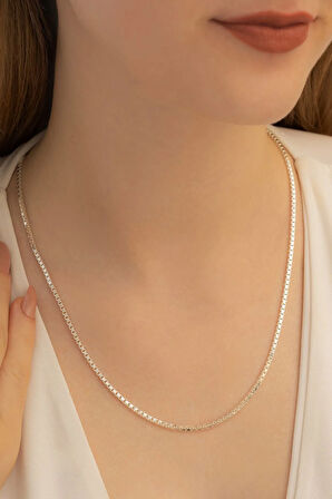 Kadın Gümüş Kolye - 925 Ayar 1.5 mm Küp Zincir Gümüş Kolye