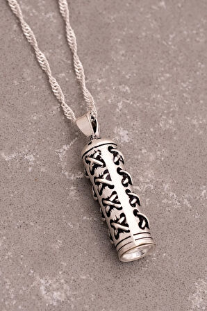 Gümüş Dikiş Motifli Muska Cevşen Kolye