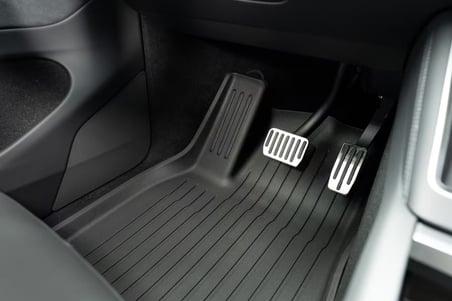 Standart İkili – Model Y Juniper & Standart 2025+ Premium Paspas + Tekli Bagaj Havuzu