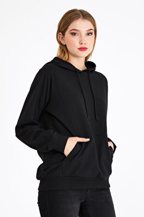 Kadın Siyah Kapüşonlu Basic Örme Sweatshirt 