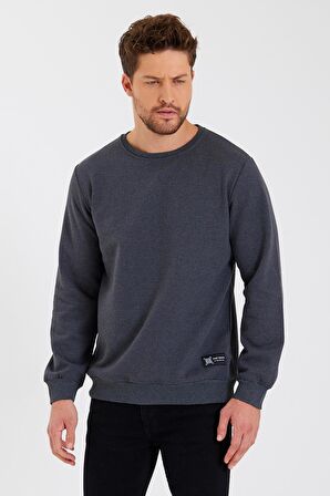 Bisiklet Yaka Etiket Detayı İçi Pamuklu Erkek Sweatshirt