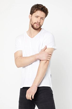 METALIC Erkek Çok Renkli T- Shirt Regular Fit Rahat Kesim V Yaka 3'lü Basic Tişört Paketi