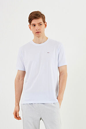 Erkek Bisiklet Yaka T-shirt %100 Pamuk Nakış Detaylı Basic Beyaz Tişört CMRE89