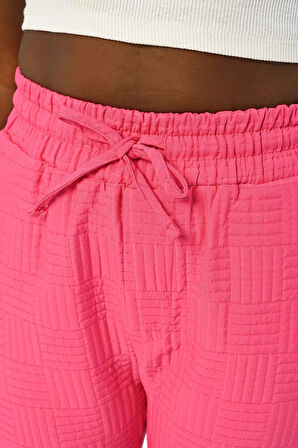 BELİ LASTİKLİ DESEN KABARTMALI KUMAŞ PANTOLON