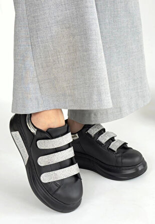 Elika Siyah Cilt Simli Cırt Cırtlı Spor Ayakkabı