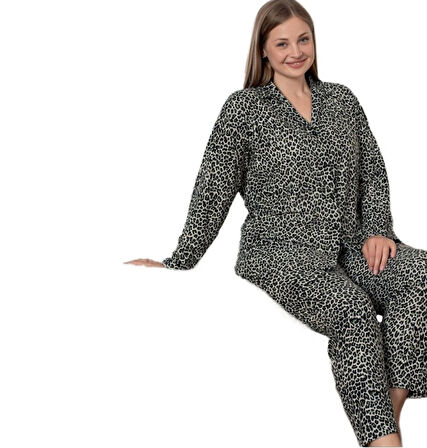 Giovanna Leopar Süet Gömlek Yaka Kışlık Büyük Beden Kadın Pijama Takımı Yumuşak Dokulu 3XL/6XL