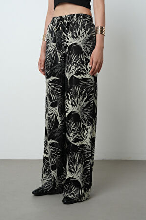 Kadın Siyah Renk Dal Desenli Bol Paça Beli Lastikli Pantolon