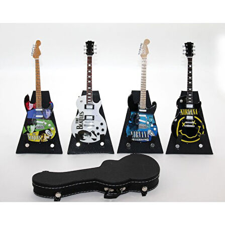 STARSTUFFS Çantalı Gitar Figürü