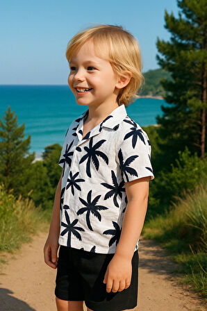 Çocuklar İçin Yazlık Takım: Palmiye Desenli Gömlek ve Şort I Tatilde Şıklık I Bürümcük Kumaş I