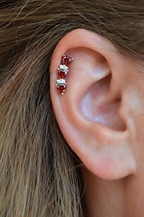 Zirkon Taşlı Sıralı Kalpli Küpe Lob Helix Kıkırdak Uyumlu