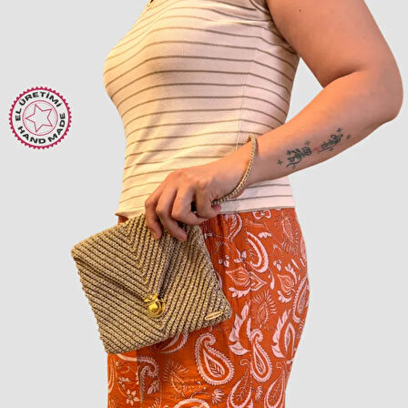 Uretti - Ayşegül 6289 - El Yapımı Desenli Supra Mum İp Clutch Çanta 18cm - Kahverengi