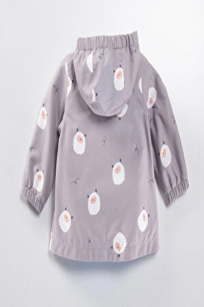 KIZ BEBEK KUZU DESENLİ KAPÜŞON DETAYLI YAĞMURLUK - KABAN 