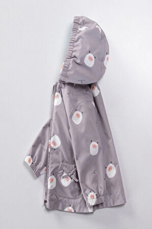 KIZ BEBEK KUZU DESENLİ KAPÜŞON DETAYLI YAĞMURLUK - KABAN 