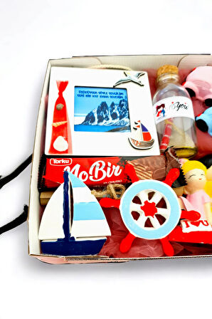 En güzel Sevgililer günü Hediyesi Kırmızı Kutuda 14 şubata özel Sürpriz Paket 14LOVEboxC2