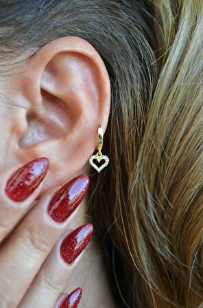 Zirkon Taşlı Kalp Charm Piercing – Tragus, Helix, Forward Helix, Lob, Kıkırdak
