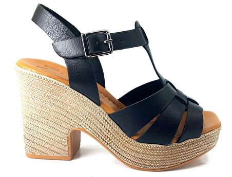 Venüs 23027603 23YS Günlük Kadın Sandalet Siyah
