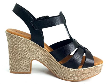 Venüs 23027603 23YS Günlük Kadın Sandalet Siyah