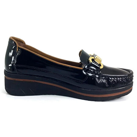 Betty 750 24KA Kadın Günlük Ayakkabı - Siyah Rugan