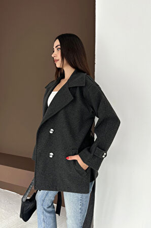 Belden Bağlamalı Düğmeli Kısa Kaşe Kaban