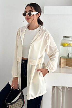 Kapşonlu Fermuarlı Bağcıklı Uzun Yağmurluk