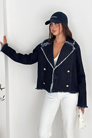 Püskül Detaylı Düğmeli Kısa Kot Ceket