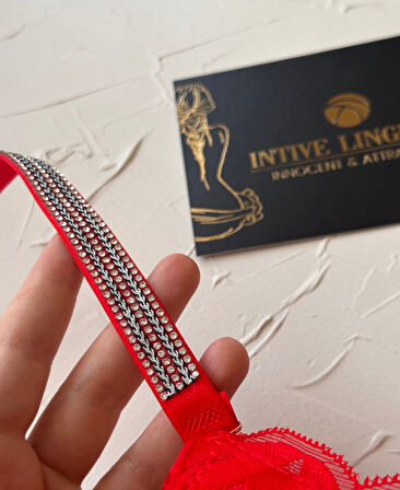 Jasmine Askıları Parlak Taşlı Hafif Destekli Dantelli Soft Cup İthal Sütyen (B-C Cup)