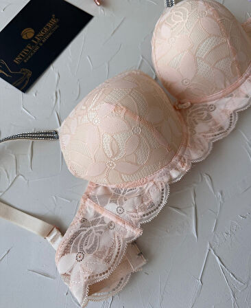 Jasmine Askıları Parlak Taşlı Hafif Destekli Dantelli Soft Cup İthal Sütyen (B-C Cup)