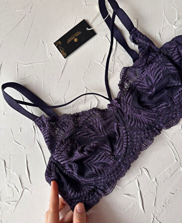 Tyla Dantelli C Cup Önü Şeritli Günlük Kullanım Balenli Şık Toparlayıcı Sütyen