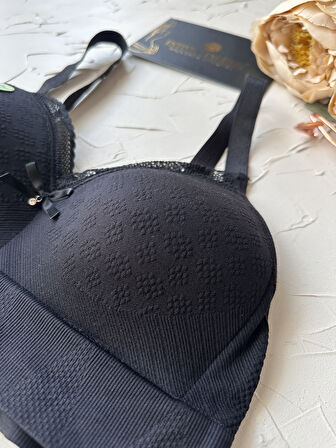 Celine C Cup Bambu Hisli Ultra Rahat Polamid Kumaştan Dokulu Dantel Detaylı Balensiz Desteksiz Sütyen