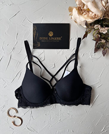 Lydia Önü Şeritli Dekoltesi Tasarım Yanları Dantelli Push-up Çekici Siyah Sütyen