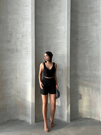 Şortlu Siyah V Yaka Büstiyerli Şortlu Keten Büstiyer-Şort İkili takım