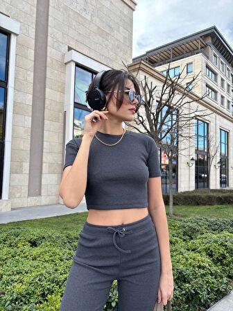 Basic Düz Croptop Regular Kesim %100 Pamuk Fitilli Bol Paça Eşofman Büstiyer Takım - Antrasit