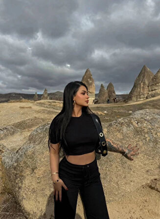 Basic Düz Croptop Regular Kesim %100 Pamuk Fitilli Bol Paça Eşofman Büstiyer Takım - Siyah