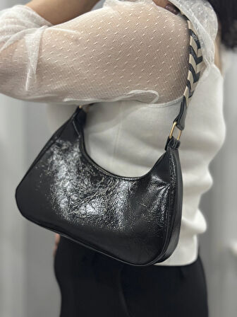 Kraş siyah cilt çanta