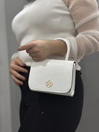 Beyaz cilt krash çanta