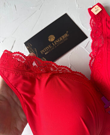 Harper Balensiz Desteksiz V Yaka Kesim Kaplı Dantelli Ultra Kaliteli Rahat C Cup Sütyen