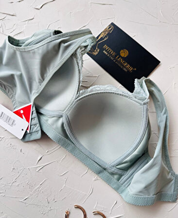 Harper Balensiz Desteksiz V Yaka Kesim Kaplı Dantelli Ultra Kaliteli Rahat C Cup Sütyen