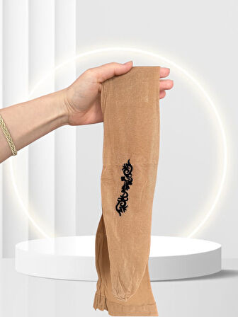 Lucca Ten Rengi Bacağı Yandan Etnik İşlemeli 20 Den Burnu Şeffaf Pamuk Ağlı Külotlu Çorap