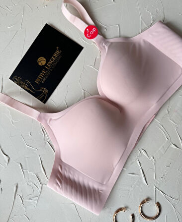 Marie İthal Dikişsiz Balensiz Destekli Toparlayıcı Özellikli Kalın Askılı C Cup Kaliteli Sütyen